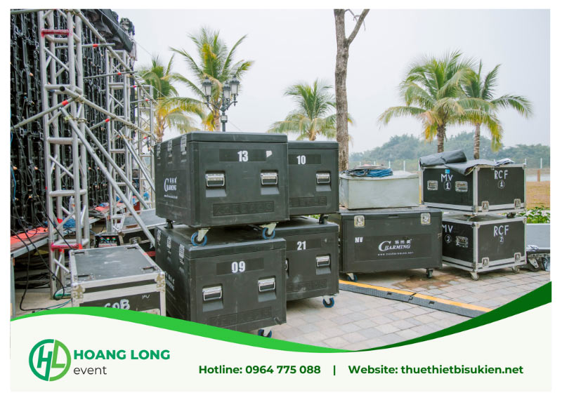 thiết bị tổ chức lễ bế giảng 